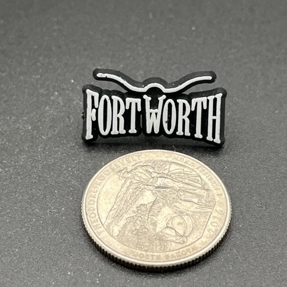 Fort Worth Texas Plastic‎ Lapel Hat Pin